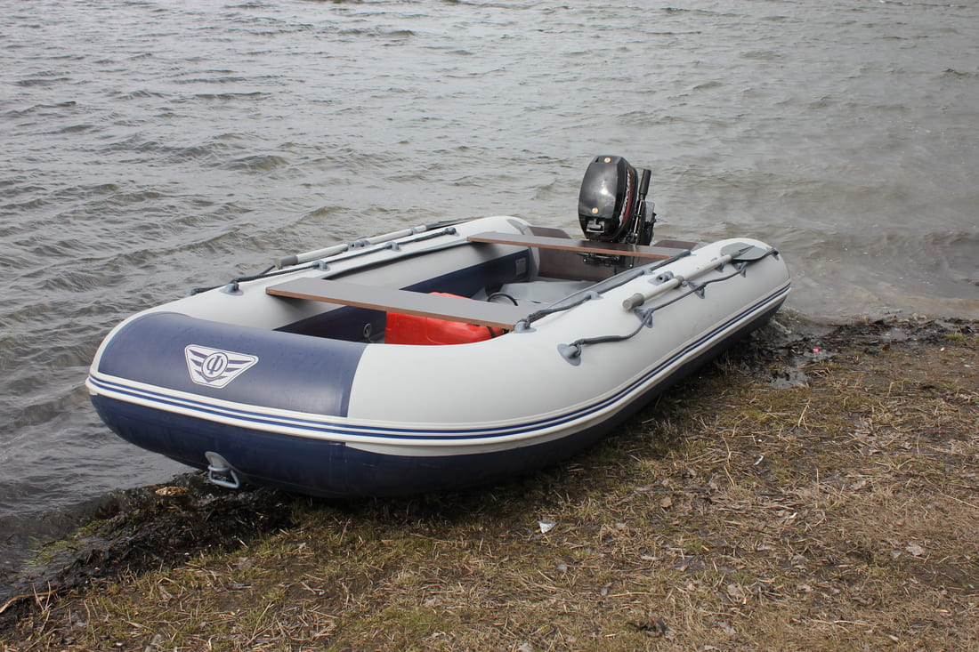Лодка ПВХ ФЛАГМАН 400 U — изображение 7